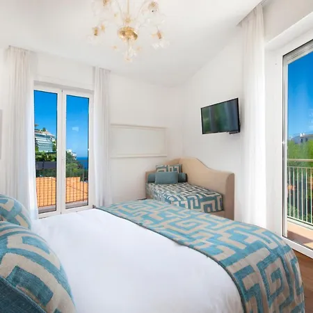 Sorrentovibes - Luxury Sea View & Jacuzzi In Centre Apartman *