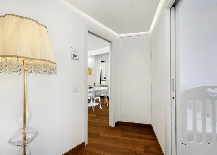 Sorrentovibes - Luxury Sea View & Jacuzzi In Centre شقة *