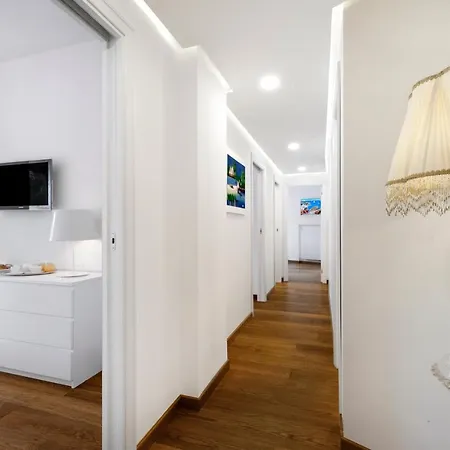 Sorrentovibes - Luxury Sea View & Jacuzzi In Centre ソレント