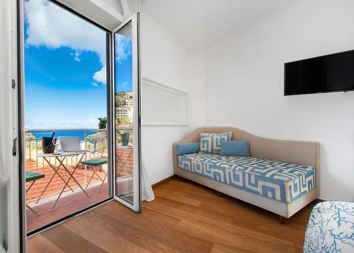 Apartman Sorrentovibes - Luxury Sea View & Jacuzzi In Centre Sorrento