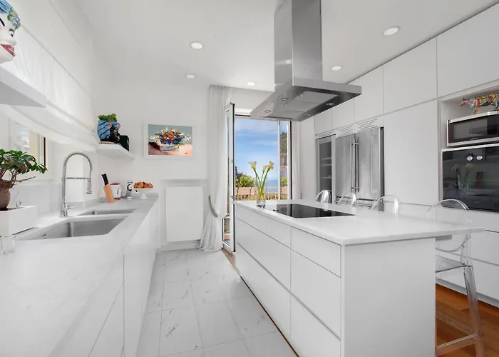 Sorrentovibes - Luxury Sea View & Jacuzzi In Centre Lejlighed Sorrento